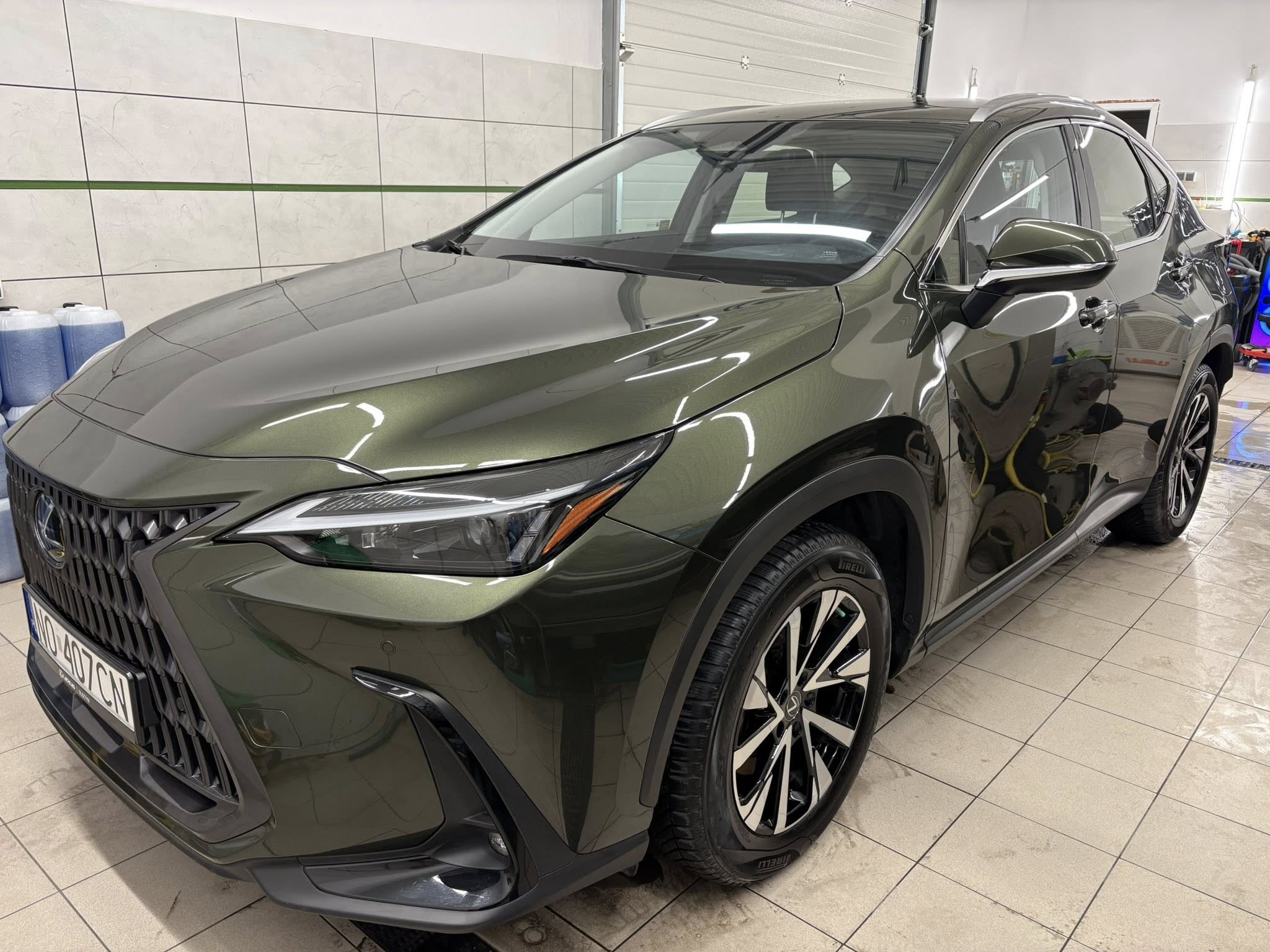 Lexus NX 350 – zabezpieczenie powłoką grafenową
